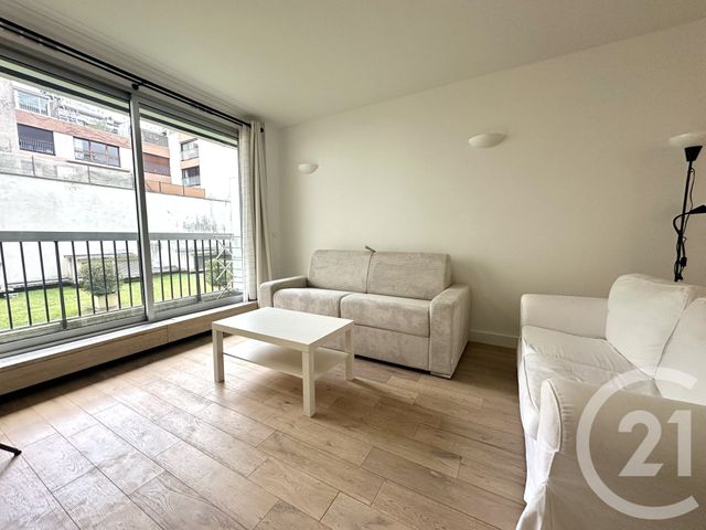 Appartement Studio à louer - 1 pièce - 32,90 m2 - Paris - 75116 - ILE-DE-FRANCE