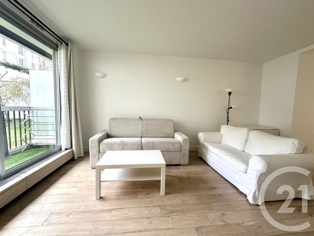 Appartement Studio à louer - 1 pièce - 32,90 m2 - Paris - 75116 - ILE-DE-FRANCE