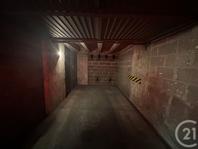 Parking &agrave; louer - 11,76 m2 - Paris - 75016 - ILE-DE-FRANCE