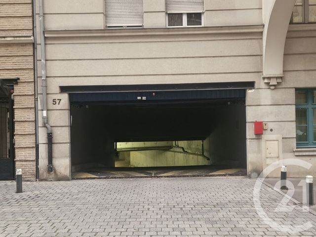 Appartement F4 &agrave; louer - 4 pi&egrave;ces - 84,02 m2 - Courbevoie - 92 - ILE-DE-FRANCE