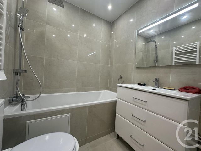 Appartement F3 à louer - 3 pièces - 74,34 m2 - Paris - 75016 - ILE-DE-FRANCE