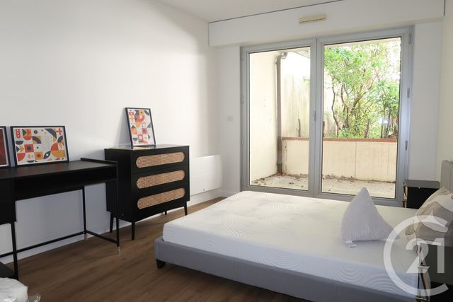 Appartement F3 à louer - 3 pièces - 74 m2 - Paris - 75009 - ILE-DE-FRANCE