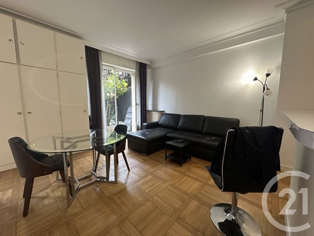 Appartement F2 à louer - 2 pièces - 40,30 m2 - Paris - 75016 - ILE-DE-FRANCE