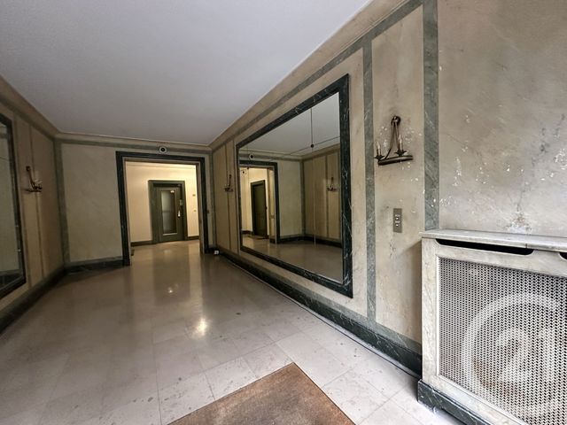 Appartement F2 à louer - 2 pièces - 40,30 m2 - Paris - 75016 - ILE-DE-FRANCE