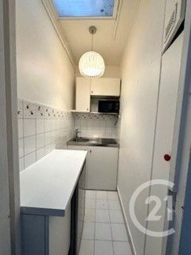 Appartement F2 à vendre - 2 pièces - 28,50 m2 - Neuilly Sur Seine - 92 - ILE-DE-FRANCE
