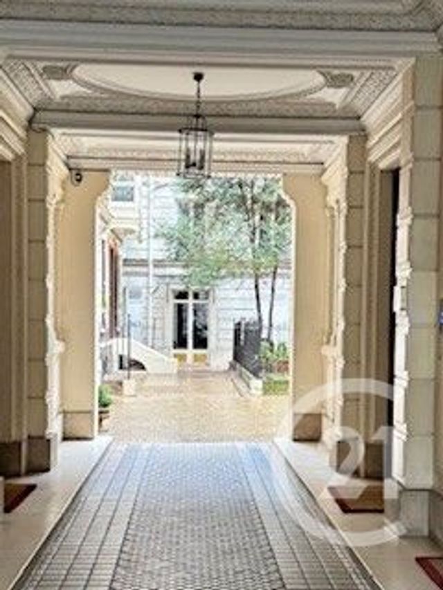 Appartement F2 à vendre - 2 pièces - 28,50 m2 - Neuilly Sur Seine - 92 - ILE-DE-FRANCE