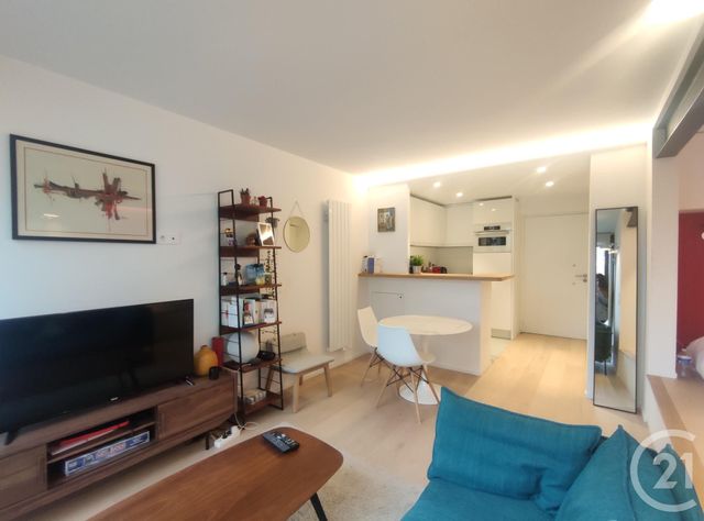 Appartement F1 &agrave; louer - 1 pi&egrave;ce - 27,38 m2 - Paris - 75013 - ILE-DE-FRANCE