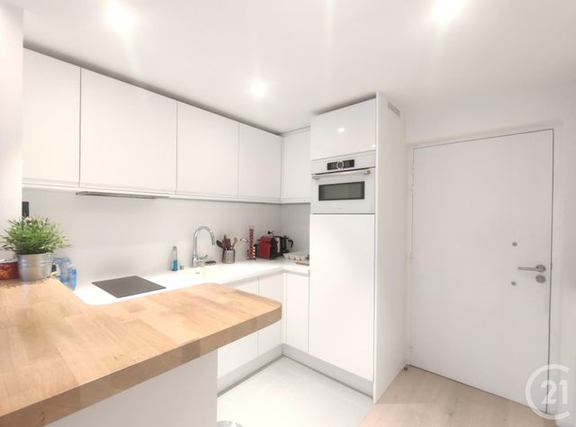 Appartement F1 &agrave; louer - 1 pi&egrave;ce - 27,38 m2 - Paris - 75013 - ILE-DE-FRANCE