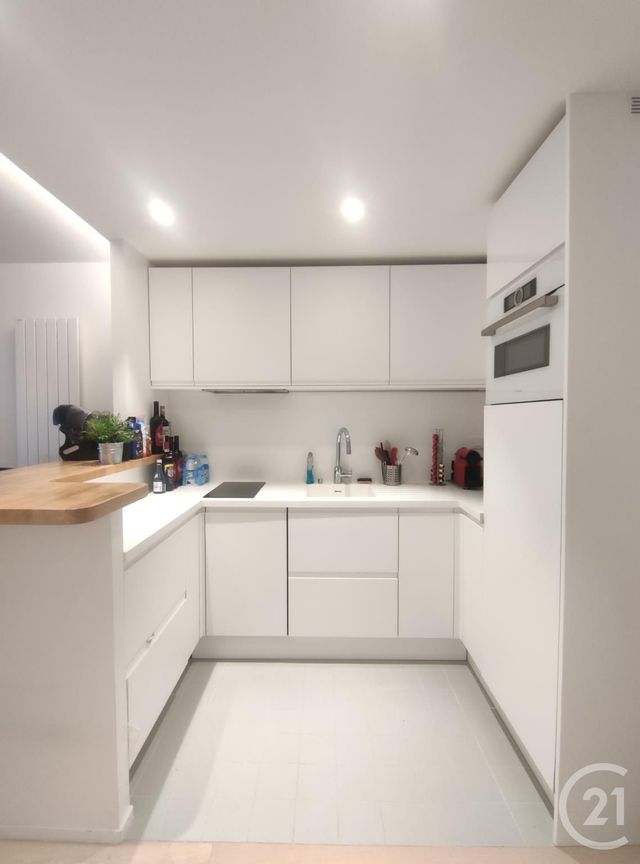 Appartement F1 &agrave; louer - 1 pi&egrave;ce - 27,38 m2 - Paris - 75013 - ILE-DE-FRANCE