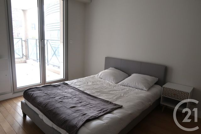 Appartement F4 à louer - 4 pièces - 113 m2 - Paris - 75009 - ILE-DE-FRANCE