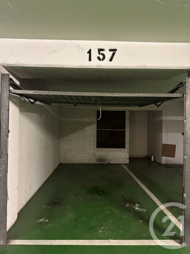 Parking à louer - 11,05 m2 - Paris - 75016 - ILE-DE-FRANCE