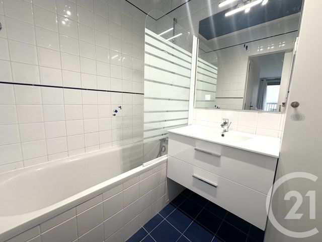 Appartement Studio &agrave; louer - 1 pi&egrave;ce - 32,90 m2 - Paris - 75116 - ILE-DE-FRANCE