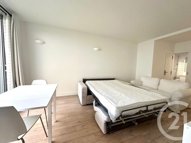 Appartement Studio &agrave; louer - 1 pi&egrave;ce - 32,90 m2 - Paris - 75116 - ILE-DE-FRANCE