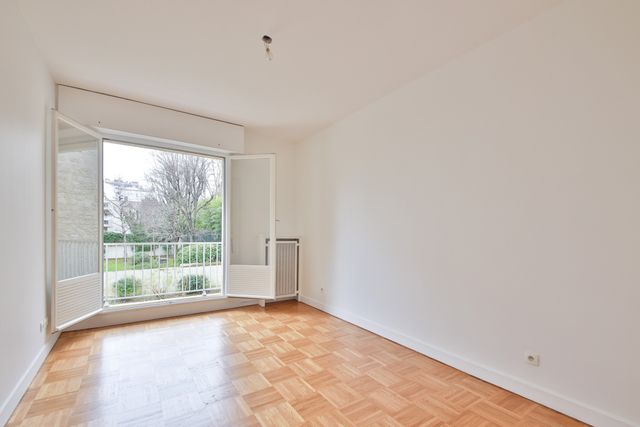 Appartement F5 &agrave; louer - 5 pi&egrave;ces - 141 m2 - Neuilly Sur Seine - 92 - ILE-DE-FRANCE