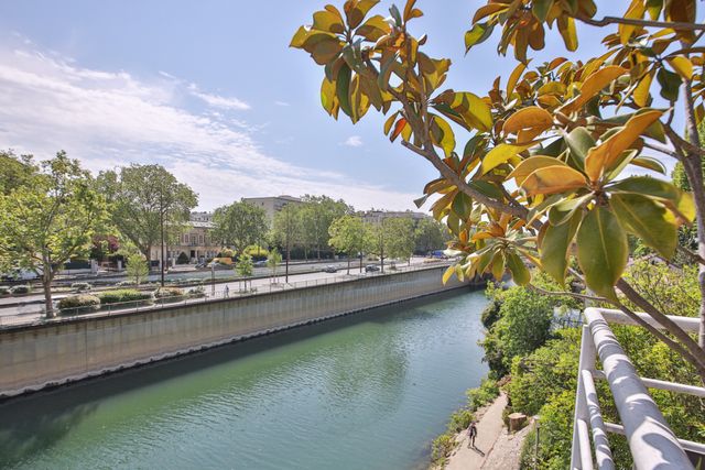 Maison &agrave; louer - 6 pi&egrave;ces - 164,61 m2 - Neuilly Sur Seine - 92 - ILE-DE-FRANCE