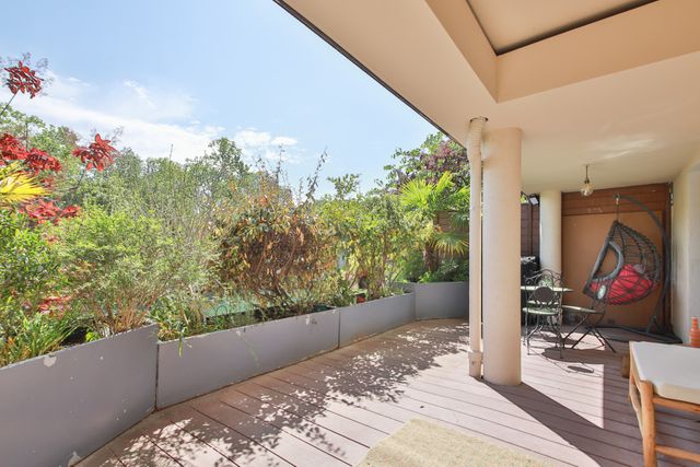 Maison &agrave; louer - 6 pi&egrave;ces - 164,61 m2 - Neuilly Sur Seine - 92 - ILE-DE-FRANCE