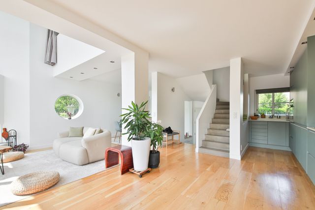 Maison &agrave; louer - 6 pi&egrave;ces - 164,61 m2 - Neuilly Sur Seine - 92 - ILE-DE-FRANCE