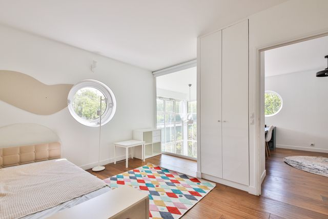 Maison &agrave; louer - 6 pi&egrave;ces - 164,61 m2 - Neuilly Sur Seine - 92 - ILE-DE-FRANCE