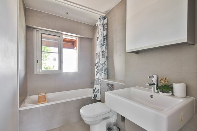 Maison &agrave; louer - 6 pi&egrave;ces - 164,61 m2 - Neuilly Sur Seine - 92 - ILE-DE-FRANCE