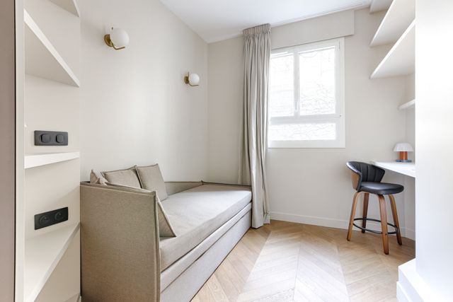 Appartement F3 &agrave; louer - 3 pi&egrave;ces - 76,42 m2 - Paris - 75016 - ILE-DE-FRANCE