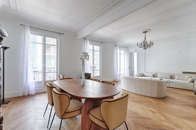 Appartement F5 &agrave; louer - 5 pi&egrave;ces - 117,33 m2 - Paris - 75017 - ILE-DE-FRANCE