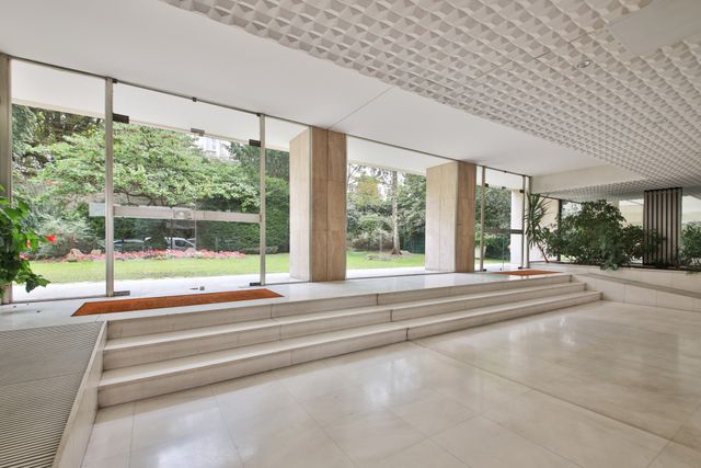 Appartement F4 &agrave; vendre - 4 pi&egrave;ces - 135,82 m2 - Paris - 75016 - ILE-DE-FRANCE