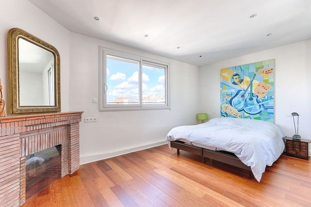 Appartement F5 à vendre - 5 pièces - 145,47 m2 - Paris - 75016 - ILE-DE-FRANCE