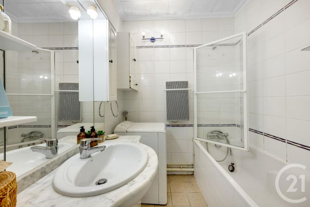 Appartement F4 à vendre - 4 pièces - 66,17 m2 - Issy Les Moulineaux - 92 - ILE-DE-FRANCE