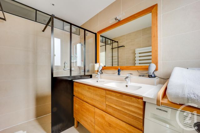 Appartement F3 à vendre - 3 pièces - 60,84 m2 - Issy Les Moulineaux - 92 - ILE-DE-FRANCE