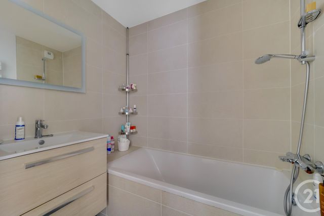 Appartement Duplex &agrave; vendre - 3 pi&egrave;ces - 84,10 m2 - Issy Les Moulineaux - 92 - ILE-DE-FRANCE