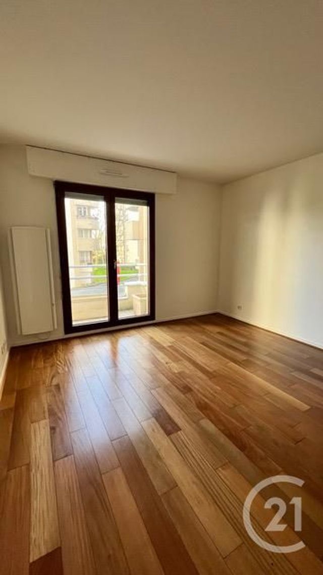 Appartement F3 &agrave; louer - 3 pi&egrave;ces - 78,50 m2 - Issy Les Moulineaux - 92 - ILE-DE-FRANCE