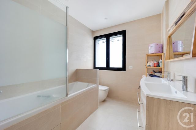 Maison à vendre - 4 pièces - 110,90 m2 - Issy Les Moulineaux - 92 - ILE-DE-FRANCE