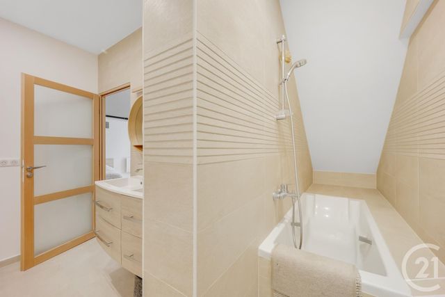 Maison à vendre - 4 pièces - 110,90 m2 - Issy Les Moulineaux - 92 - ILE-DE-FRANCE