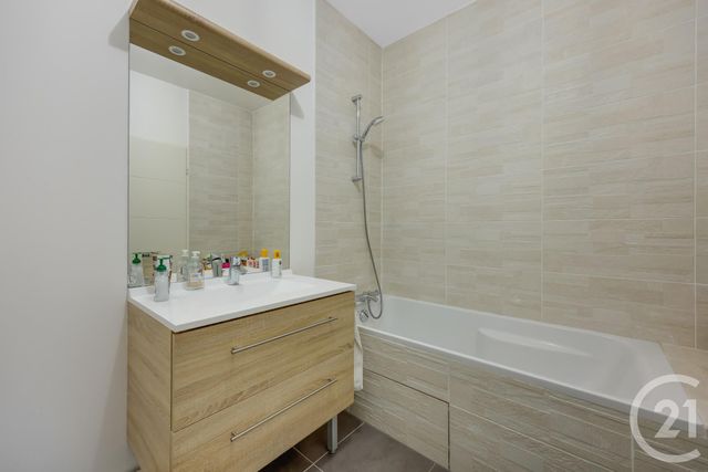 Appartement F4 &agrave; vendre - 4 pi&egrave;ces - 76,51 m2 - Issy Les Moulineaux - 92 - ILE-DE-FRANCE