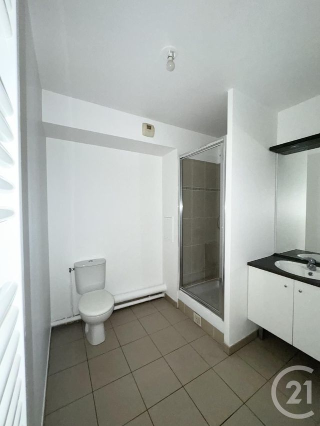 Appartement Studio &agrave; louer - 1 pi&egrave;ce - 24 m2 - Issy Les Moulineaux - 92 - ILE-DE-FRANCE