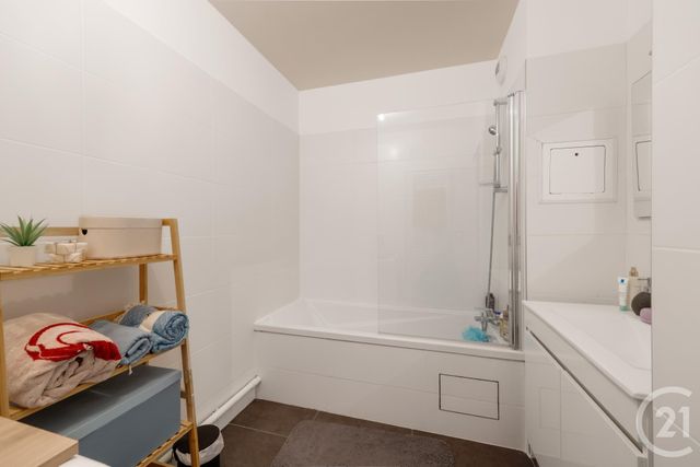 Appartement F3 &agrave; vendre - 3 pi&egrave;ces - 68,55 m2 - Issy Les Moulineaux - 92 - ILE-DE-FRANCE