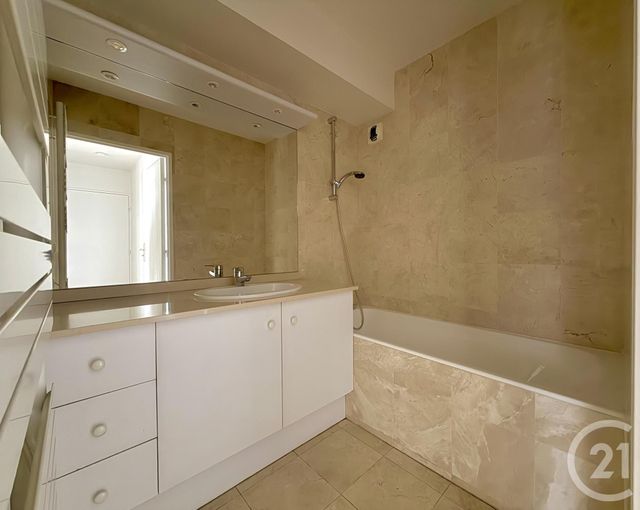 Appartement &agrave; vendre - 5 pi&egrave;ces - 121,90 m2 - Issy Les Moulineaux - 92 - ILE-DE-FRANCE