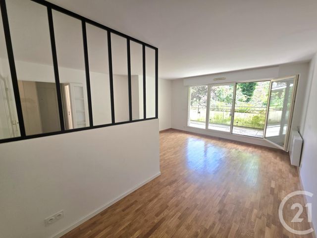 Appartement F3 &agrave; louer - 3 pi&egrave;ces - 75,68 m2 - Issy Les Moulineaux - 92 - ILE-DE-FRANCE