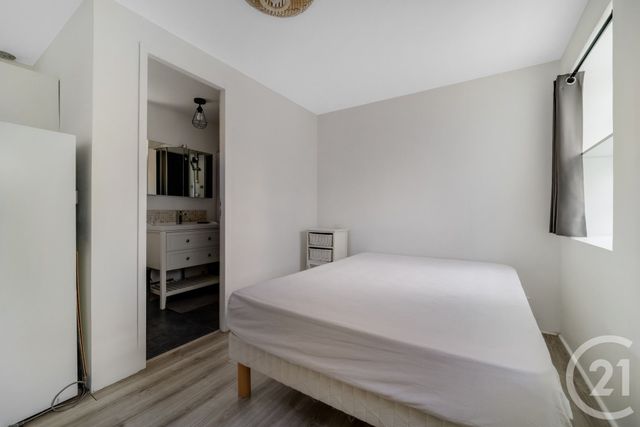 Appartement F1 &agrave; louer - 1 pi&egrave;ce - 24,87 m2 - Issy Les Moulineaux - 92 - ILE-DE-FRANCE