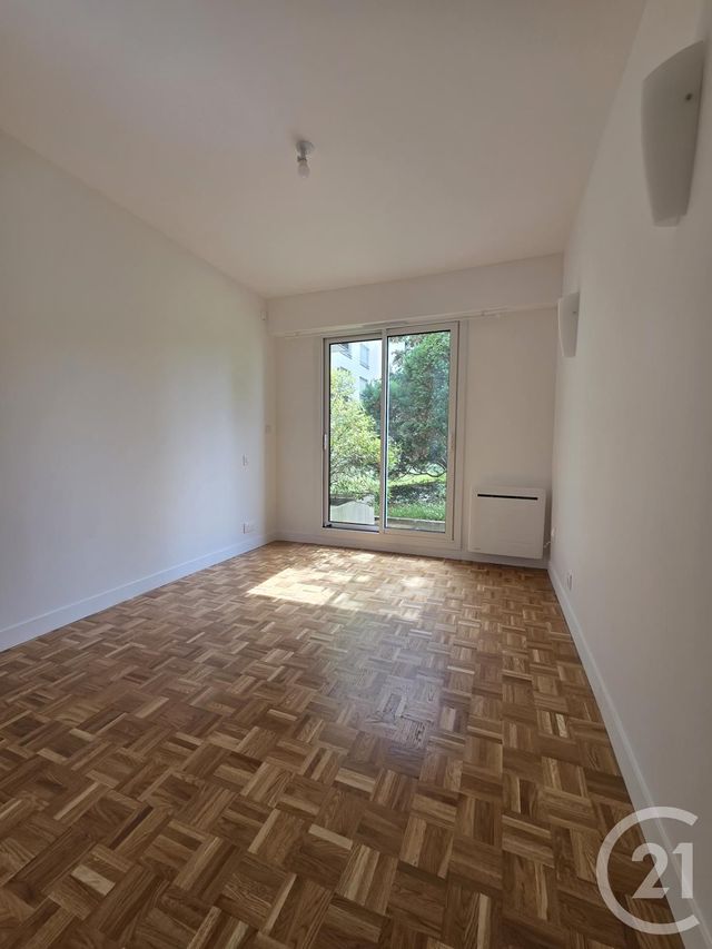 Appartement F2 &agrave; louer - 2 pi&egrave;ces - 51,34 m2 - Issy Les Moulineaux - 92 - ILE-DE-FRANCE