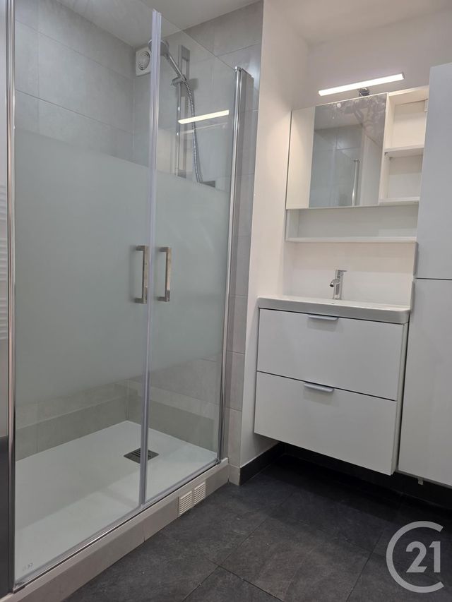 Appartement F2 &agrave; louer - 2 pi&egrave;ces - 51,34 m2 - Issy Les Moulineaux - 92 - ILE-DE-FRANCE