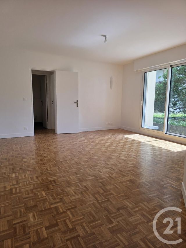 Appartement F2 &agrave; louer - 2 pi&egrave;ces - 51,34 m2 - Issy Les Moulineaux - 92 - ILE-DE-FRANCE