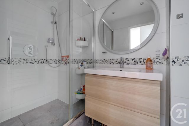 Appartement F3 &agrave; vendre - 3 pi&egrave;ces - 61,61 m2 - Issy Les Moulineaux - 92 - ILE-DE-FRANCE