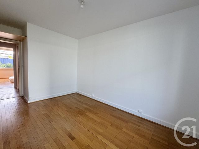 Appartement F3 &agrave; louer - 3 pi&egrave;ces - 74,95 m2 - Issy Les Moulineaux - 92 - ILE-DE-FRANCE