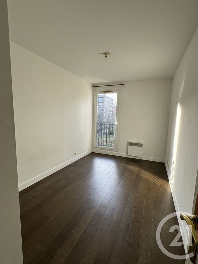 Appartement F4 &agrave; louer - 4 pi&egrave;ces - 79,72 m2 - St Denis - 93 - ILE-DE-FRANCE