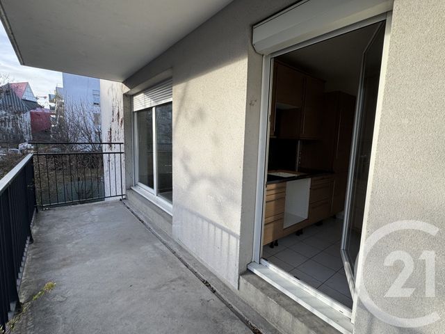 Appartement F4 &agrave; louer - 4 pi&egrave;ces - 79,72 m2 - St Denis - 93 - ILE-DE-FRANCE