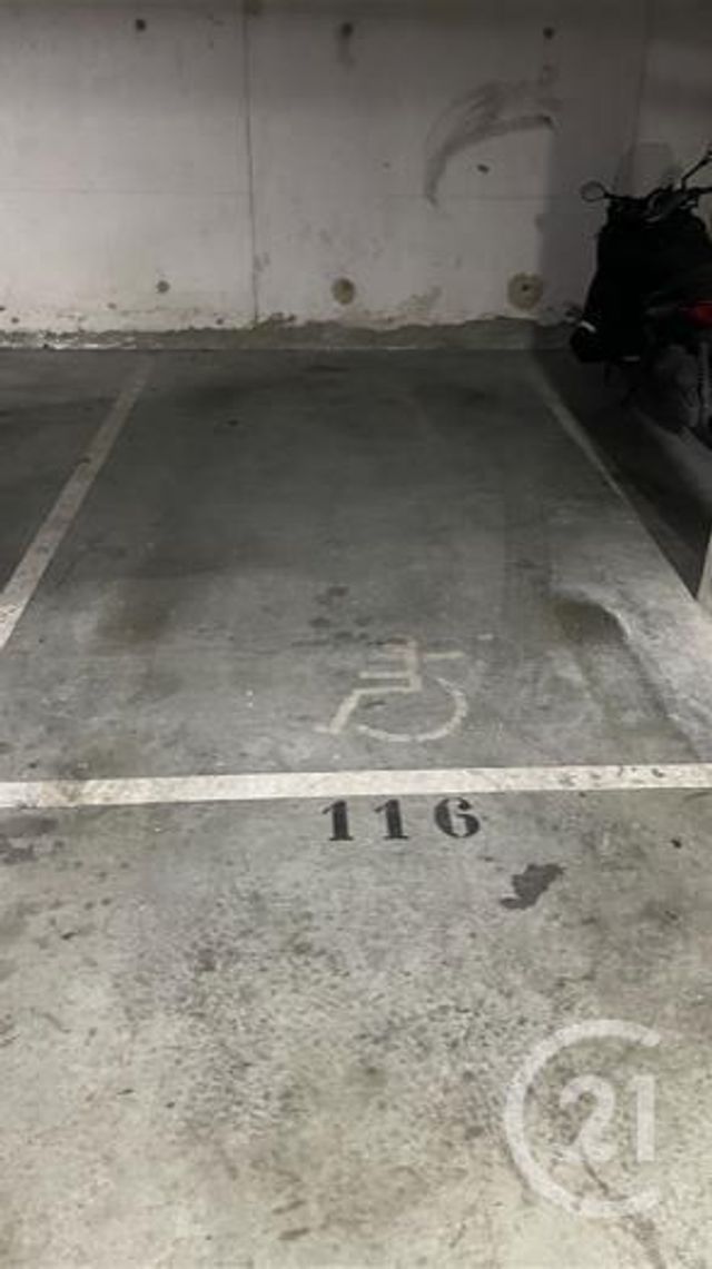Parking à louer LA PLAINE ST DENIS