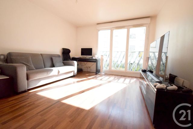 Appartement F2 à vendre - 2 pièces - 46,60 m2 - St Denis - 93 - ILE-DE-FRANCE