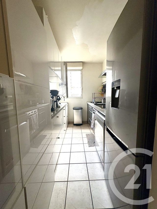 Appartement F3 à vendre - 3 pièces - 65,05 m2 - La Plaine St Denis - 93 - ILE-DE-FRANCE