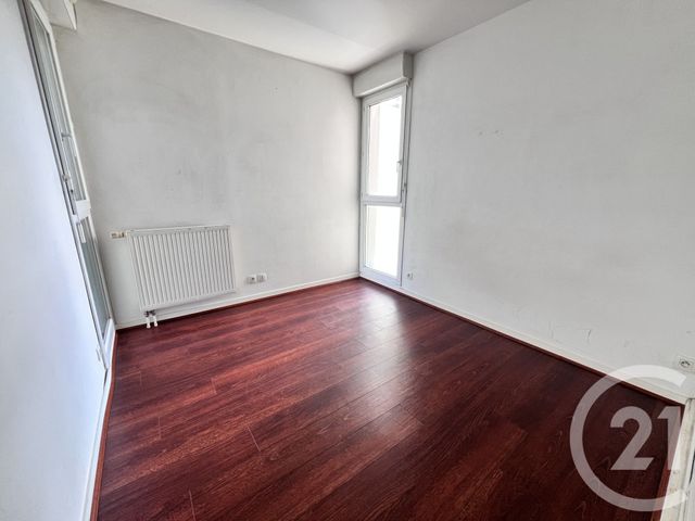Appartement F4 à vendre - 4 pièces - 80 m2 - La Plaine St Denis - 93 - ILE-DE-FRANCE